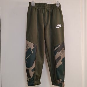 Nike Boys Jogger Pants Olive Green Camo Athletic Sweatpants - Boys Size 4T